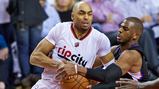 chris-paul-injured-game-4.jpg